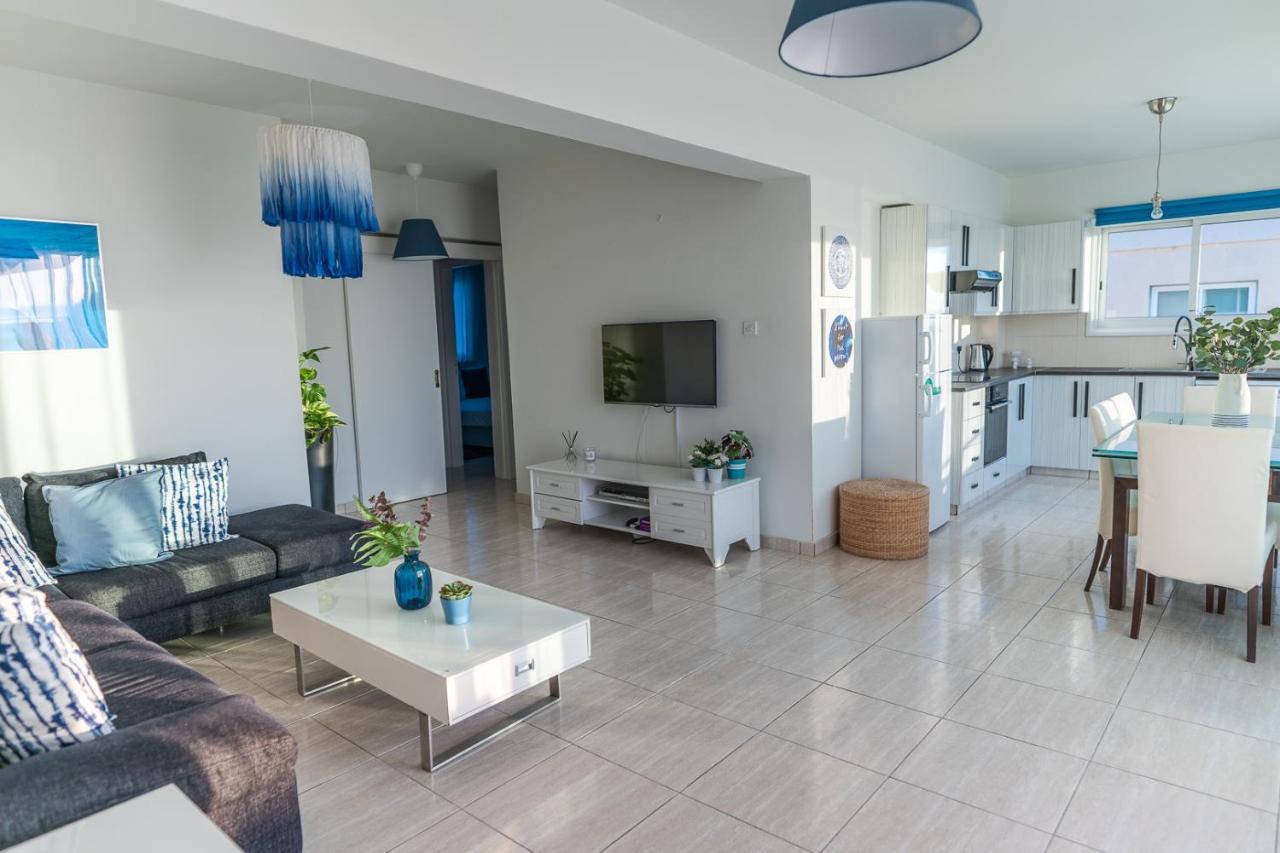 Apartamento Makenzy Seaview Penthouse Lárnaca Exterior foto
